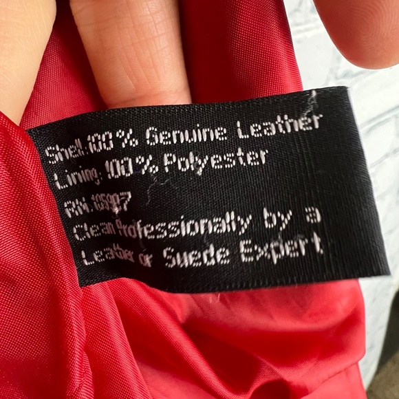 SOLD! NWOT VINTAGE |•USA LEATHER•| Red Leather Moto Jacket - Picture 8 of 11